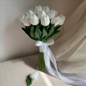 دسته گل عروس مصنوعی ریحانه و ست بله برون 
