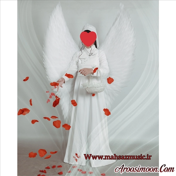 لباس فرشته برای ورود به تالار