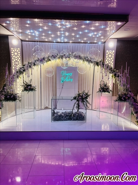 جایگاه کریستالی عروس داماد