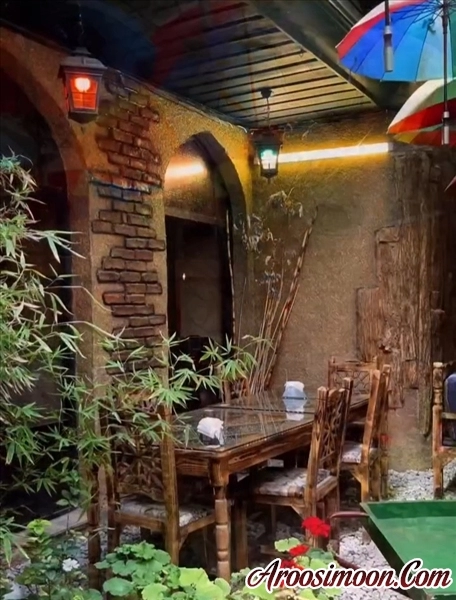 حیاط مجموعه