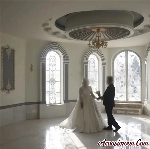 یکی از دیوارهای زیبای باغ تالار عمارت مسیح